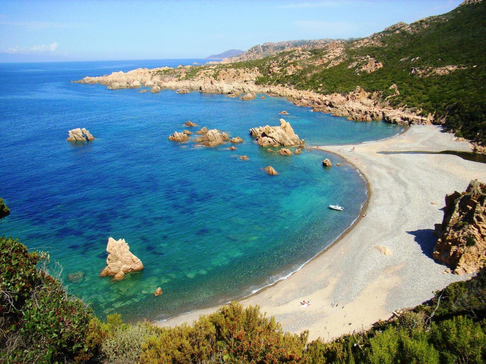 Appartamenti Ideal Isola Rossa  Exteriör bild